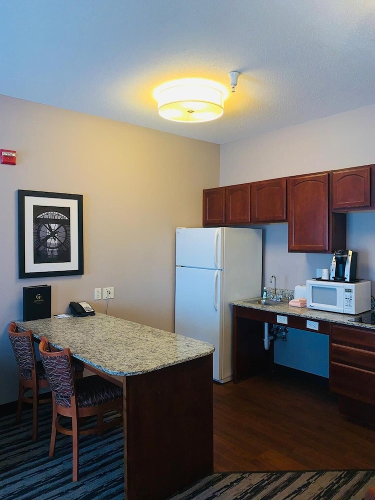 GrandStay Residential Suites Hotel- Saint Cloud 37/45