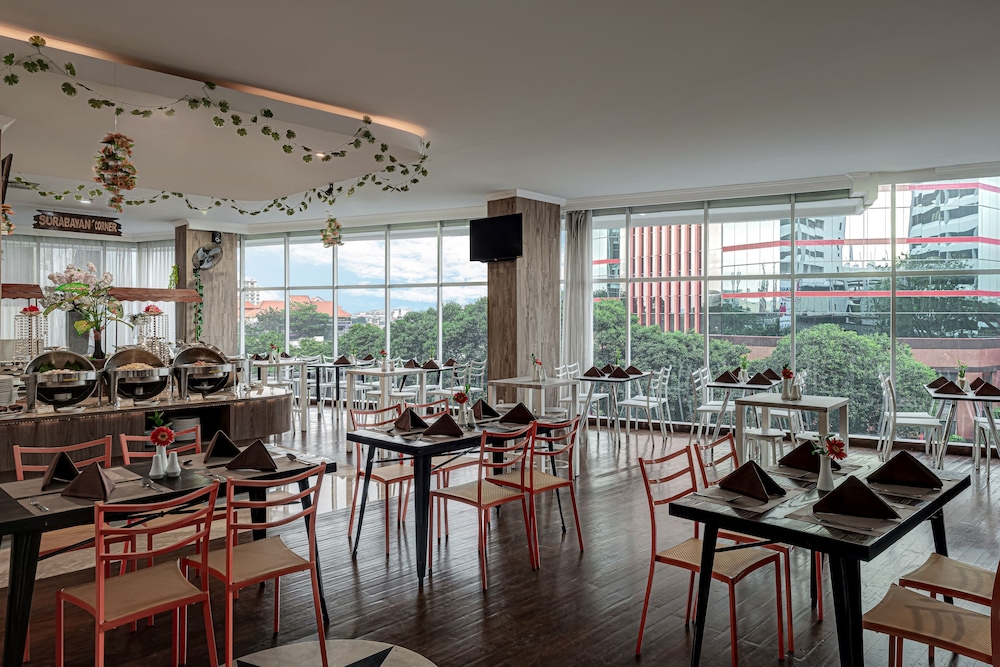 Goldvitel Hotel Surabaya 30/47