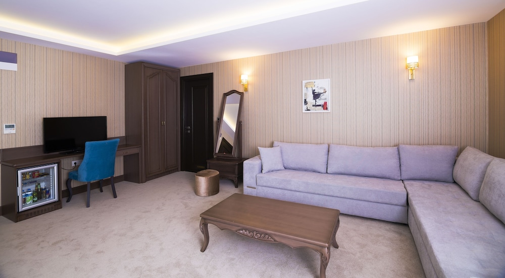 Svalinn Hotel 44/69