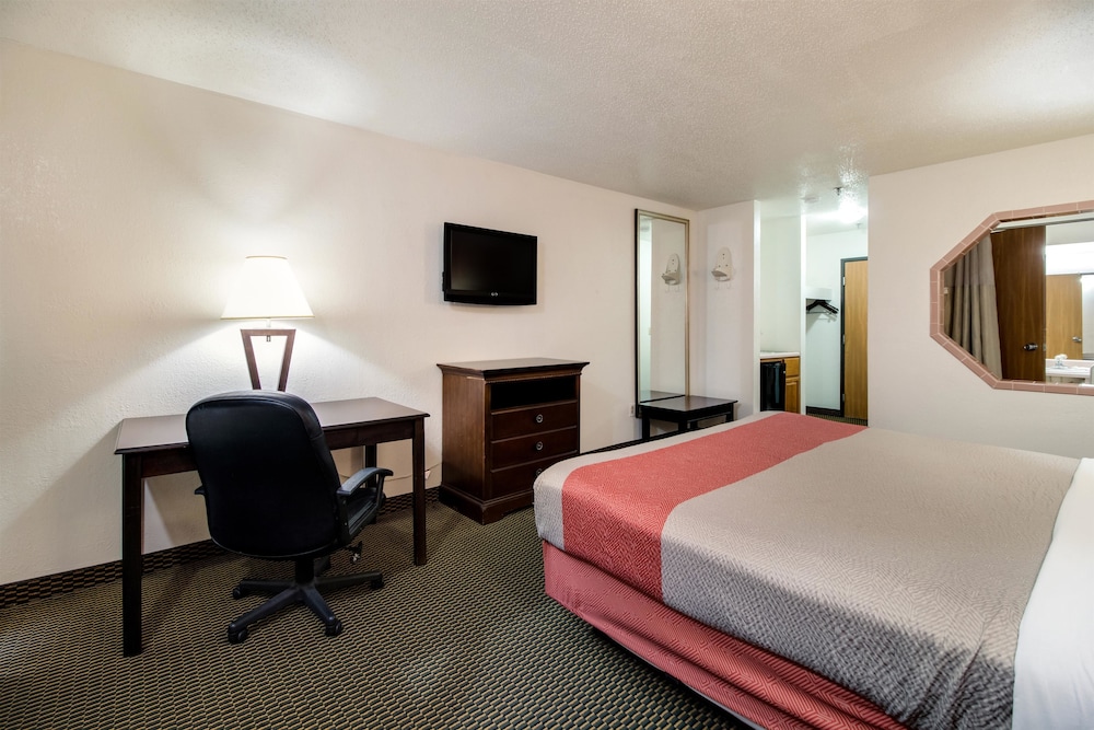 Motel6 Marion, IL 31/49