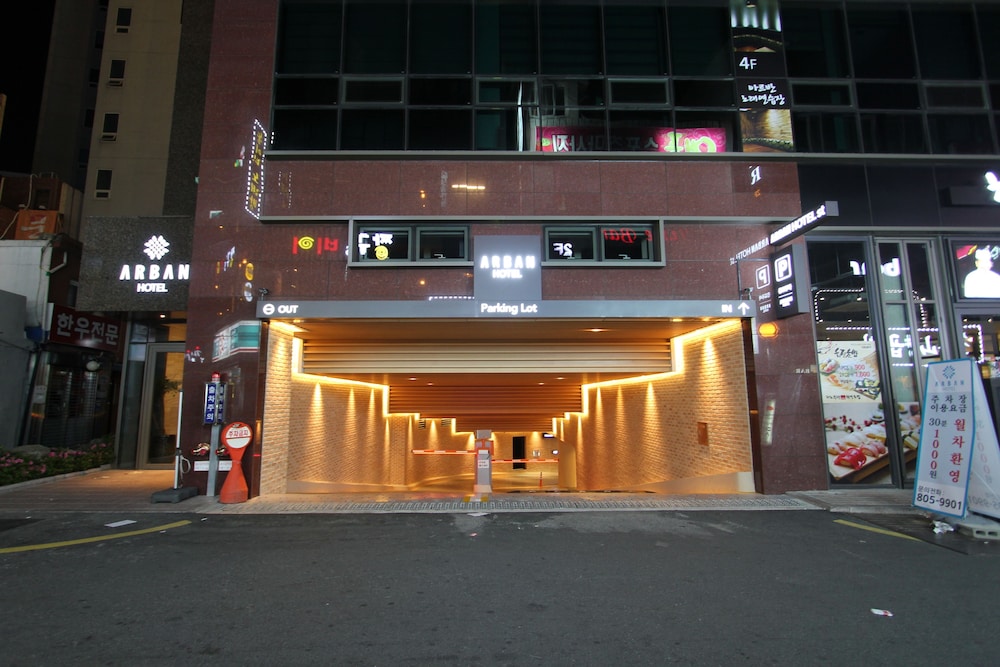 Arban Hotel 5/67