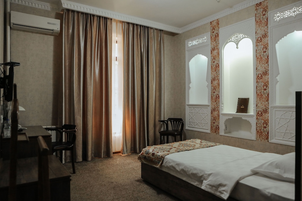 غرفة كومفورت مفردة بسرير فردي