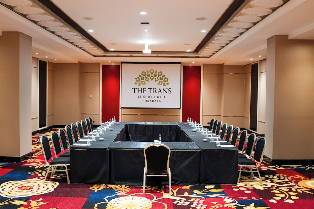 The Trans Luxury Hotel Surabaya 40/50