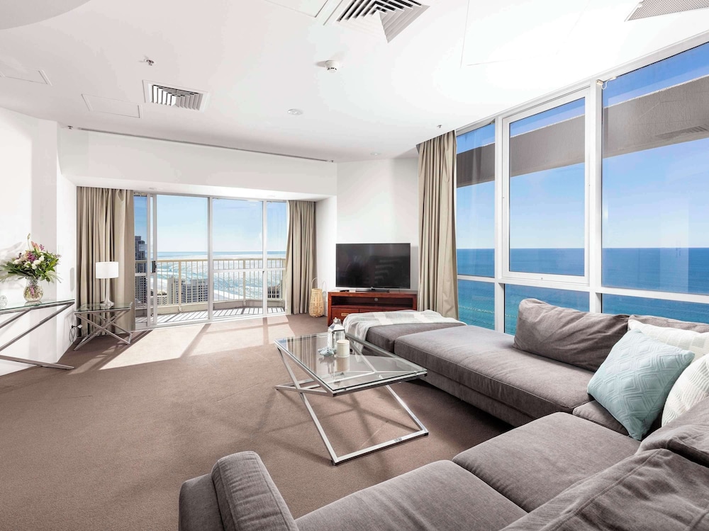 NOVOTEL SURFERS PARADISE 41/64