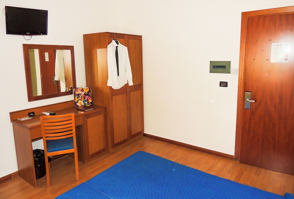 Lungomare Hotel 46/71