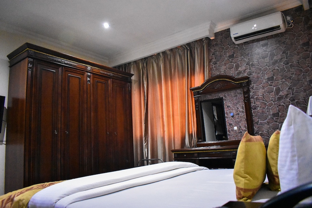 Beni Apartment And Suites 21/50