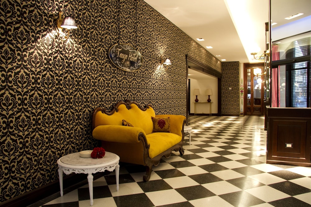 Tango de Mayo Hotel 15/58