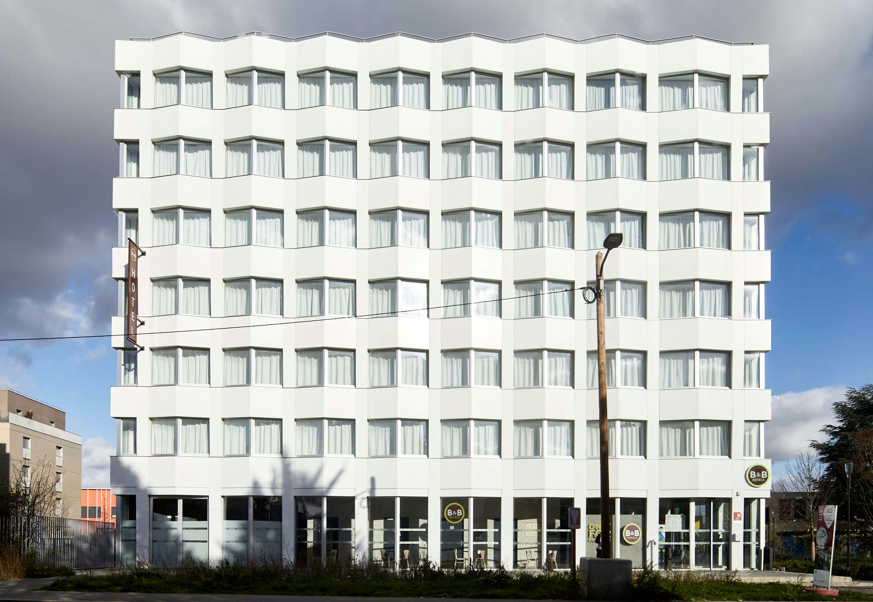B&B HOTEL Massy Gare TGV in MASSY