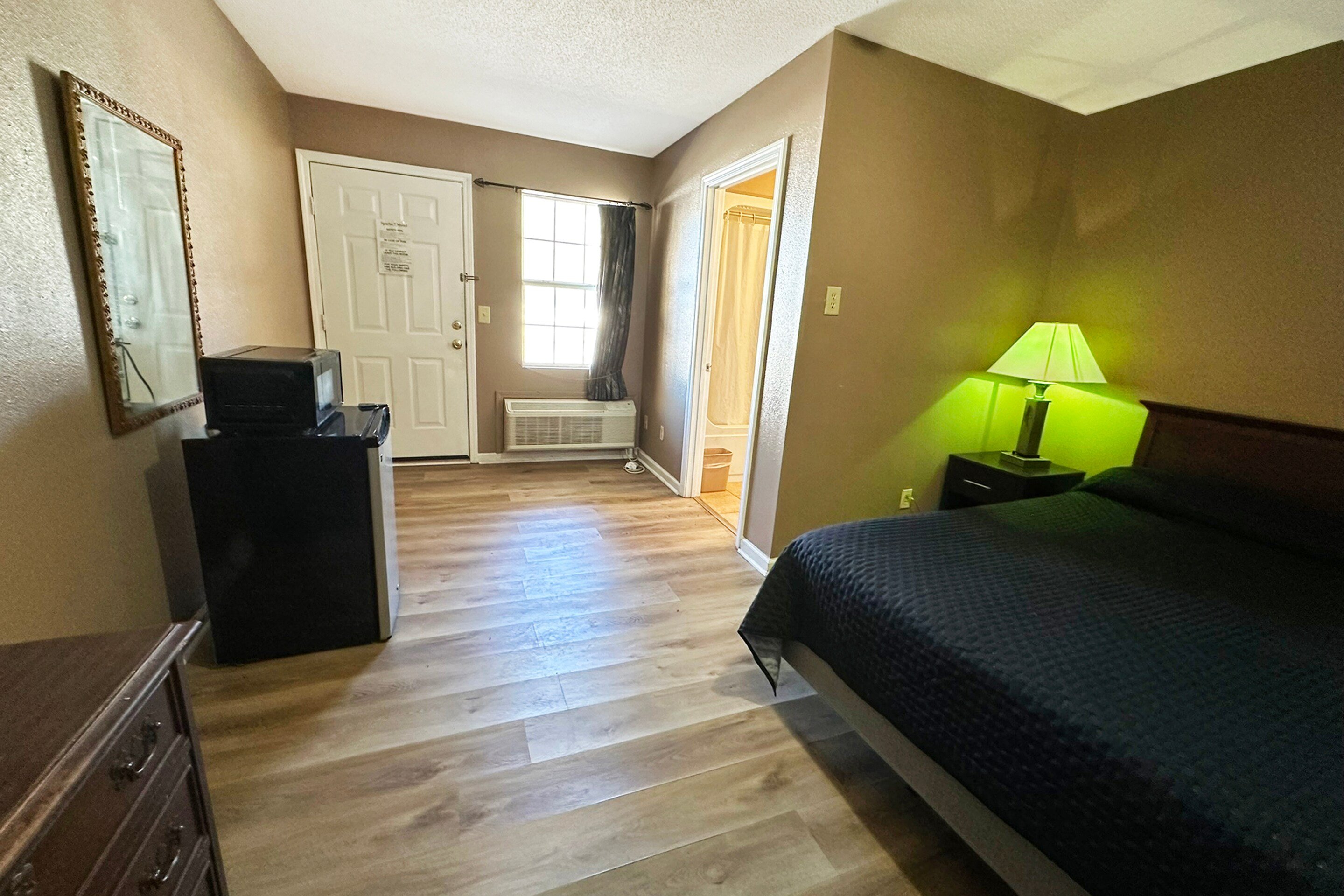 Room at Sparta Seven Motel By OYO near Milledgeville, Sparta
