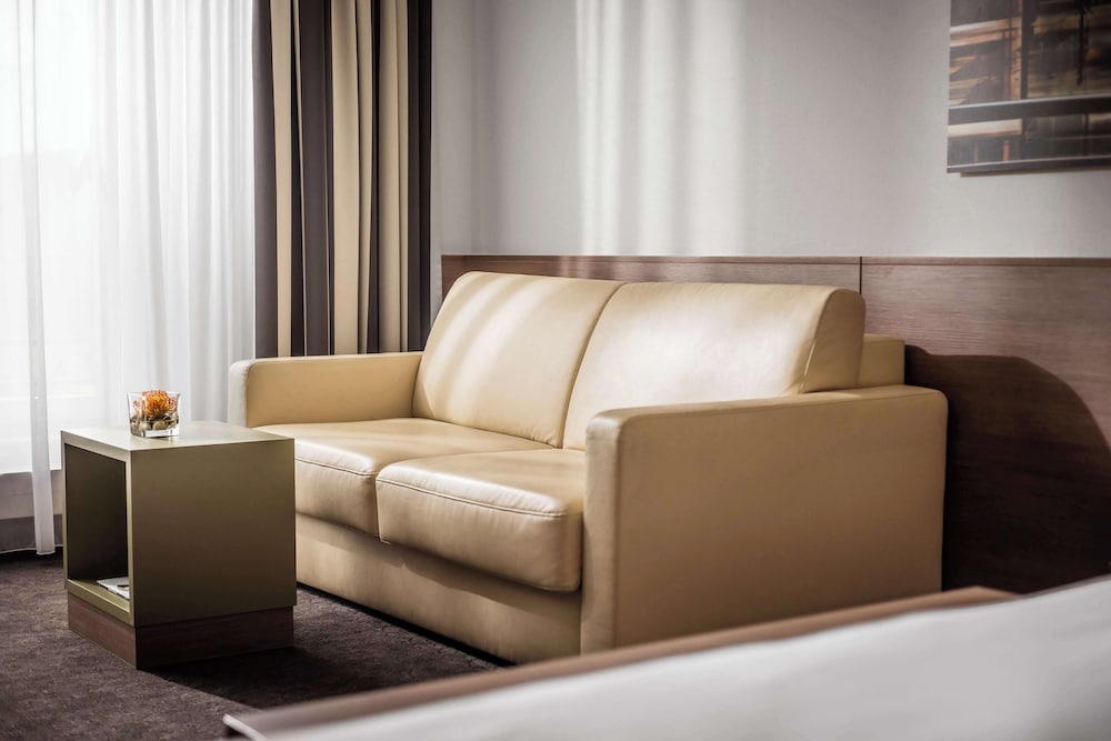 Lindner Hotel Dusseldorf Airport, part of JdV by Hyatt 47/75