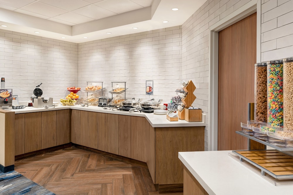 Fairfield Inn Scranton 27/38