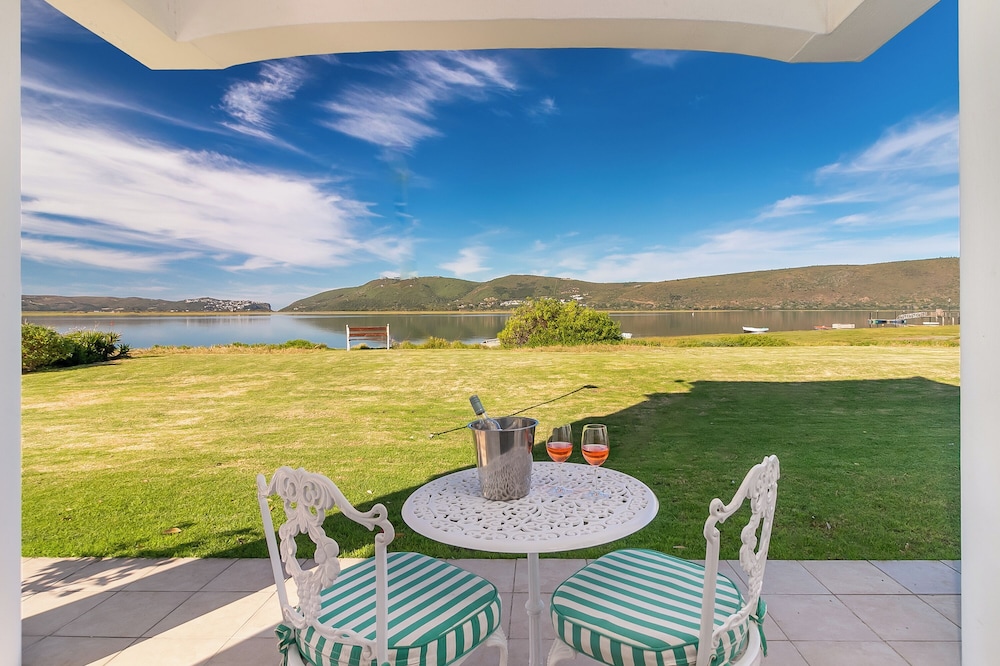 St James Of Knysna 36/50