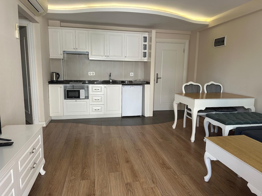 Daphne Residence 22/79
