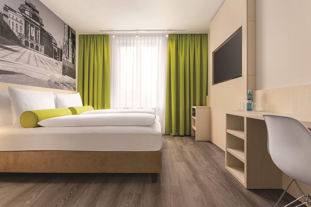 Super 8 by Wyndham Chemnitz 23/57