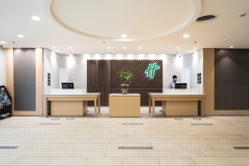 Holiday Inn Newark International Airport An Ihg Hotel 14/84