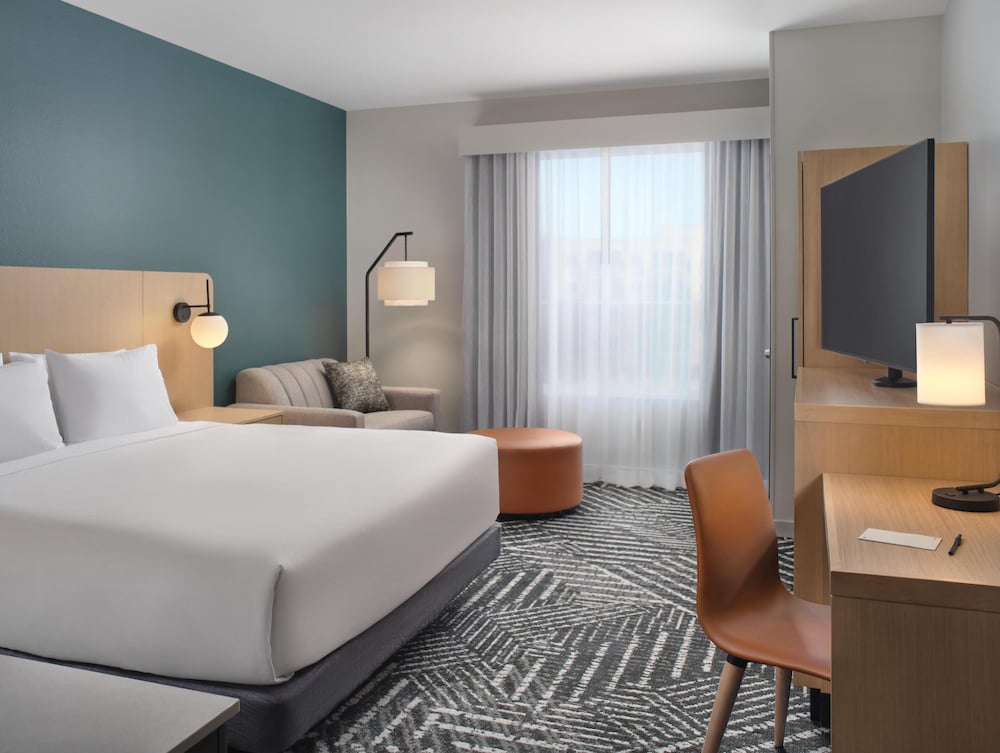 Hyatt House Schenectady / Mohawk Harbor 4/46