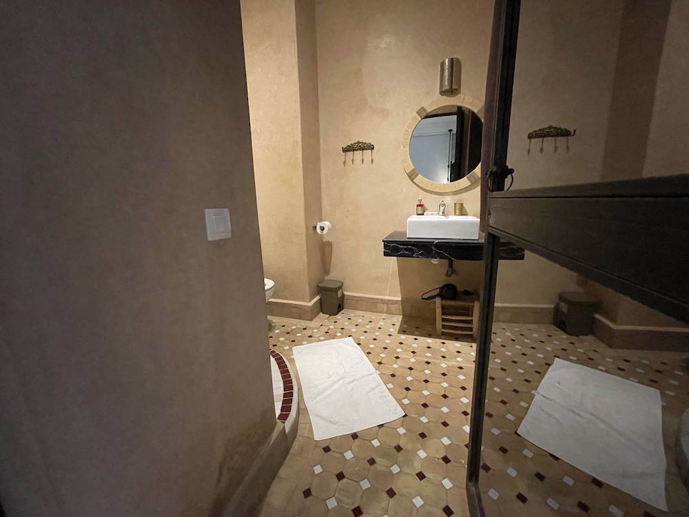 Riad Samarine 40/42