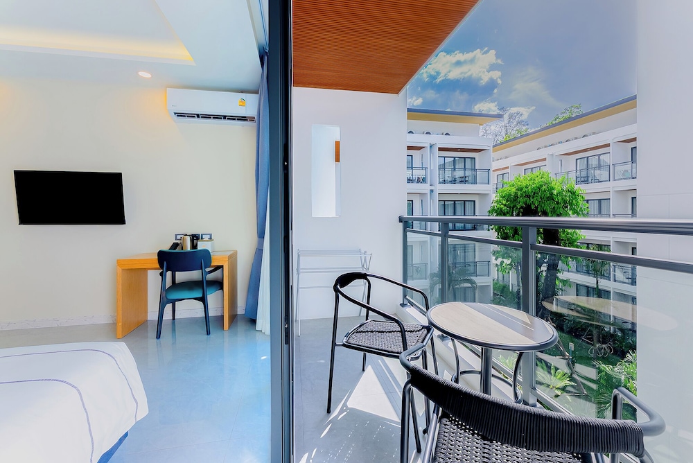 Nai Yang Beach Resort and Spa 49/61