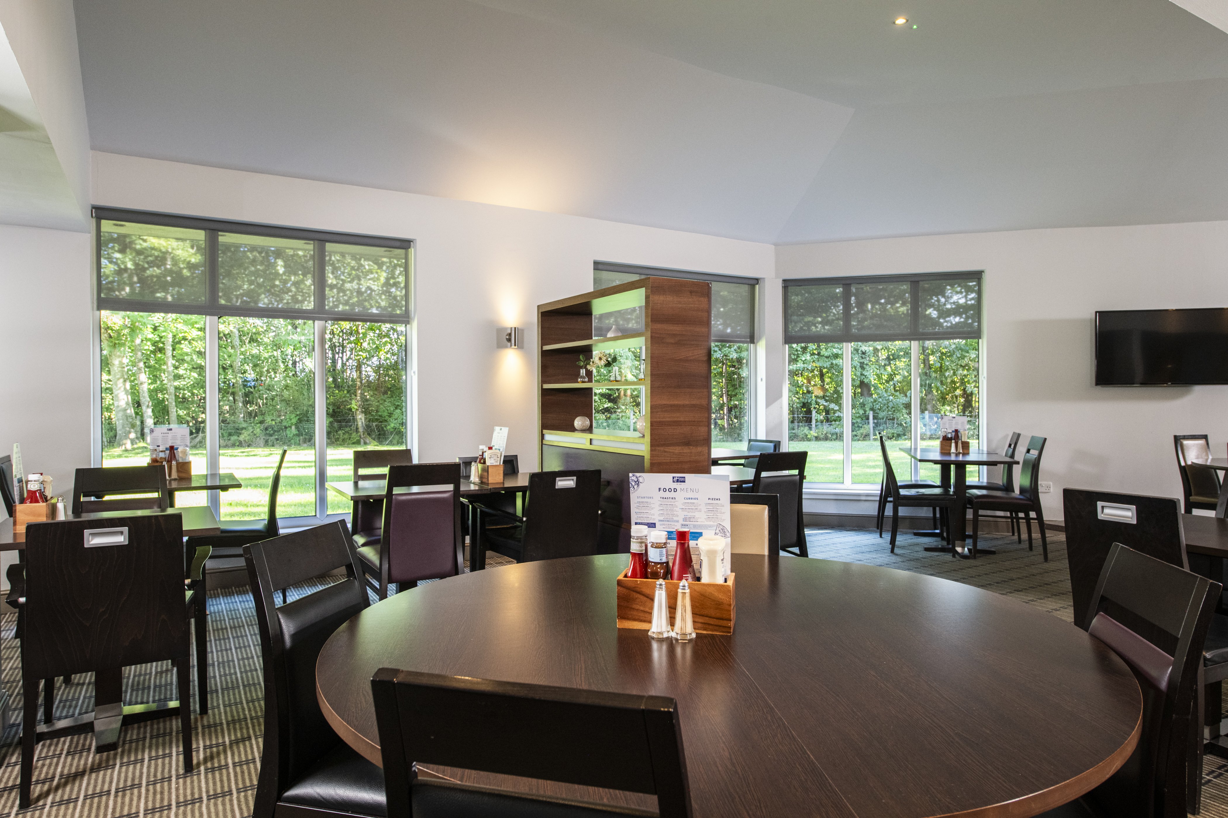 Holiday Inn Express Stirling 29/56