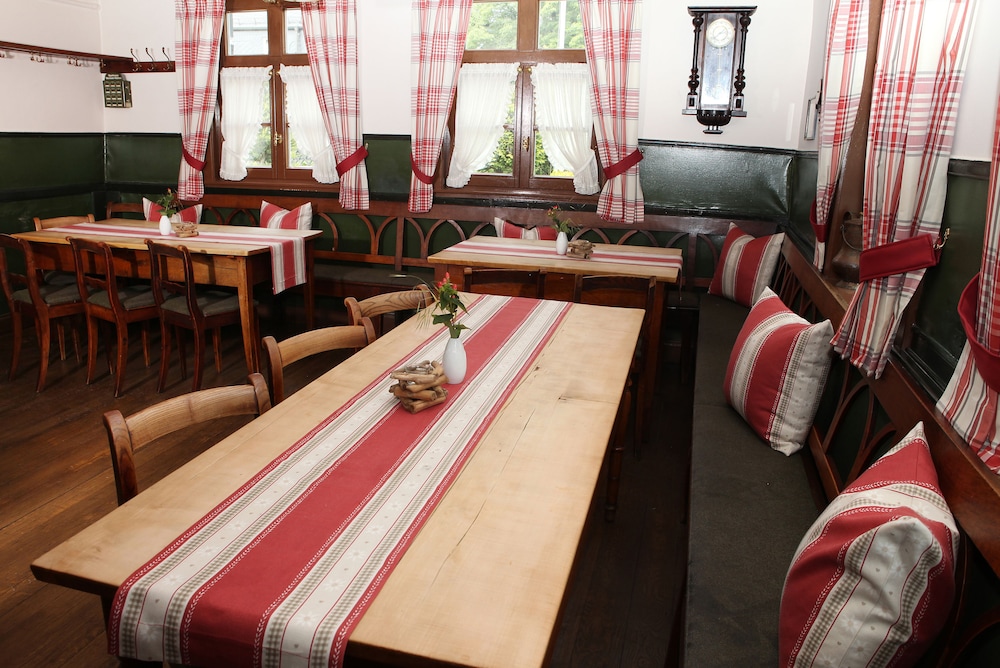 Landhotel & Gasthof Cramer 27/50