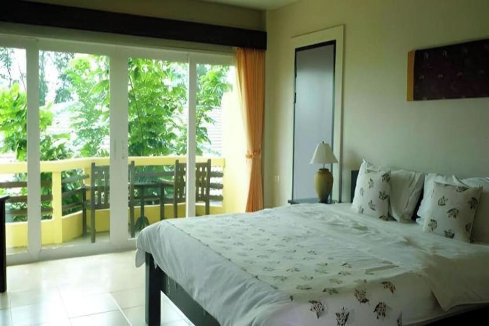 Bacchus Home Resort 28/77