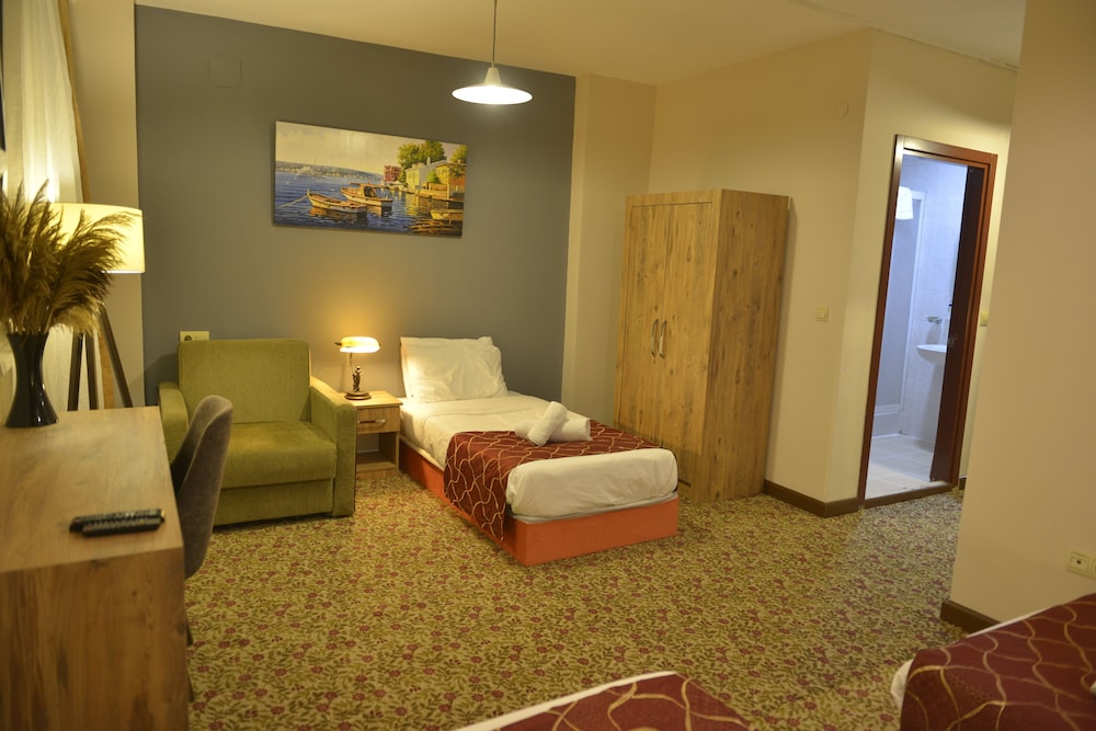Elit Palace Bolu 18/40