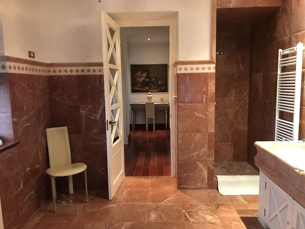 Casa Palacio Villazambra 47/50
