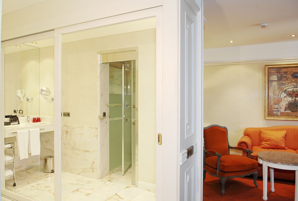 Best Western Premier CMC Girona 12/52