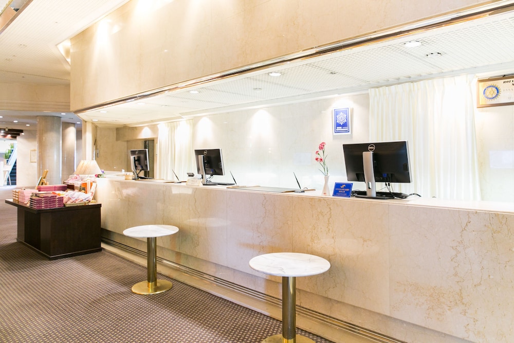 Hotel Crystal Palace 2/25