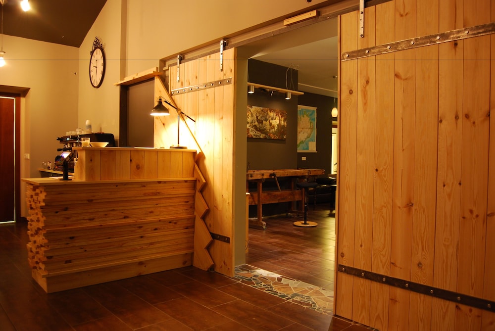 Tehusi Hostel 8/50