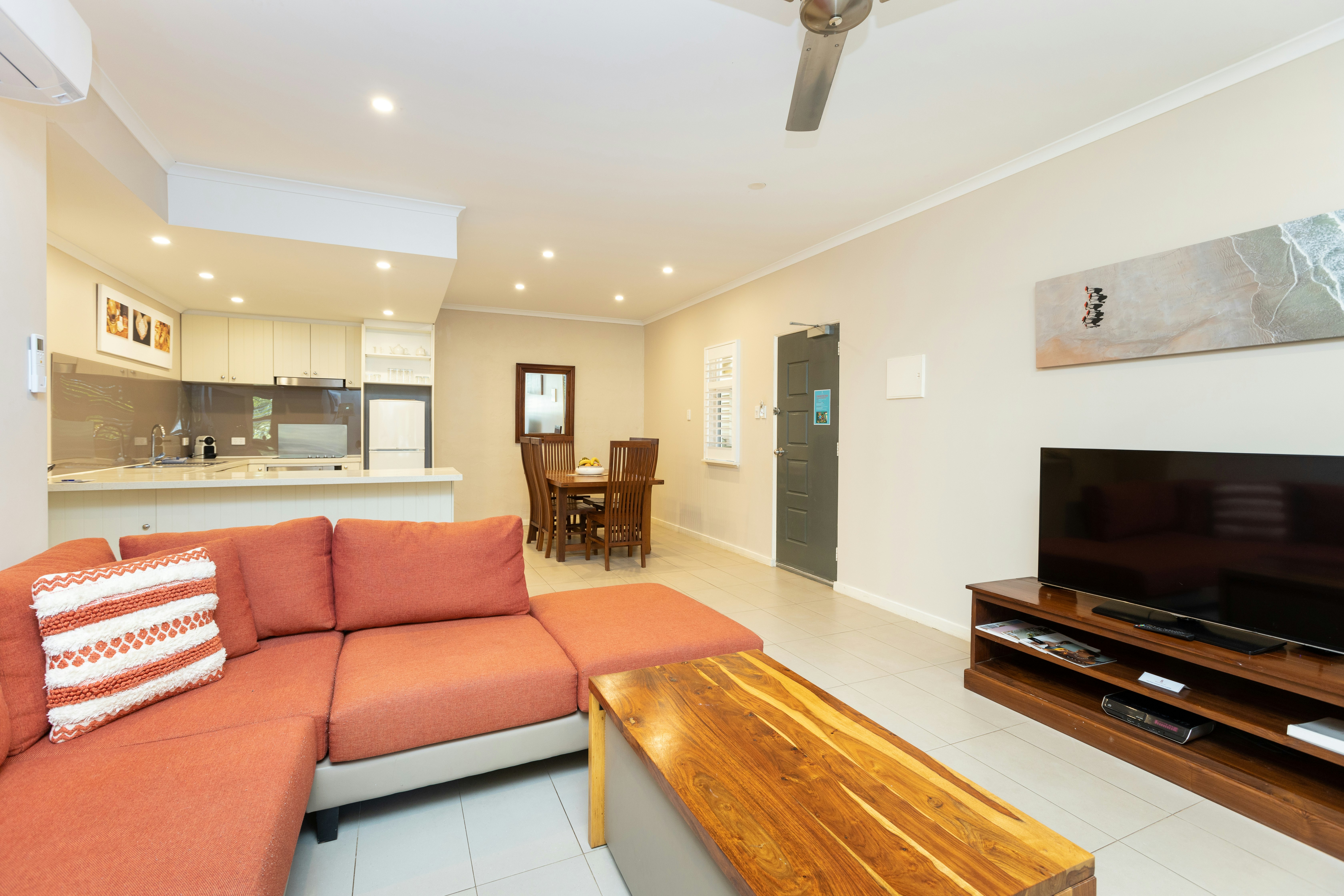 Seashells Broome 32/44