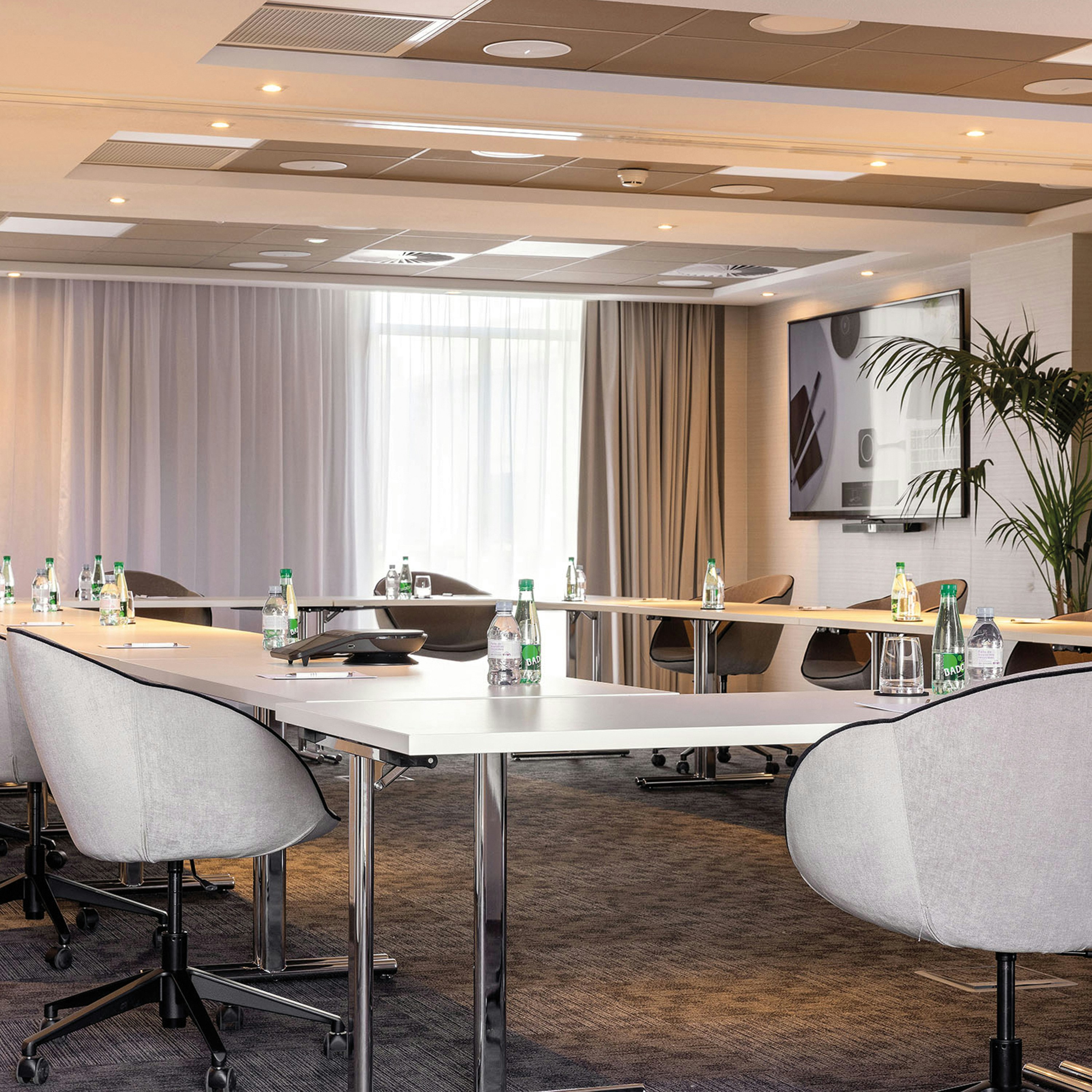 Hilton Garden Inn Tours France 48/52