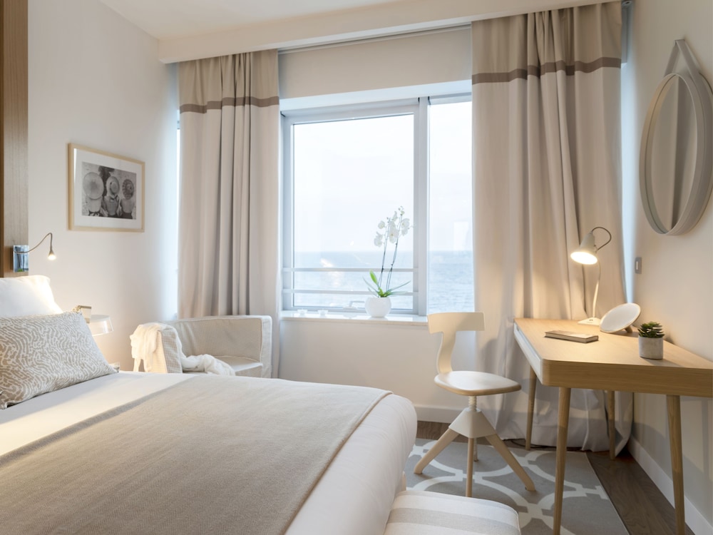 DELUXE, SUITE, SEA VIEW