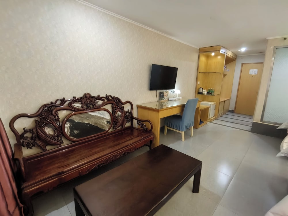 Guang Dong Grand Hotel 53/68