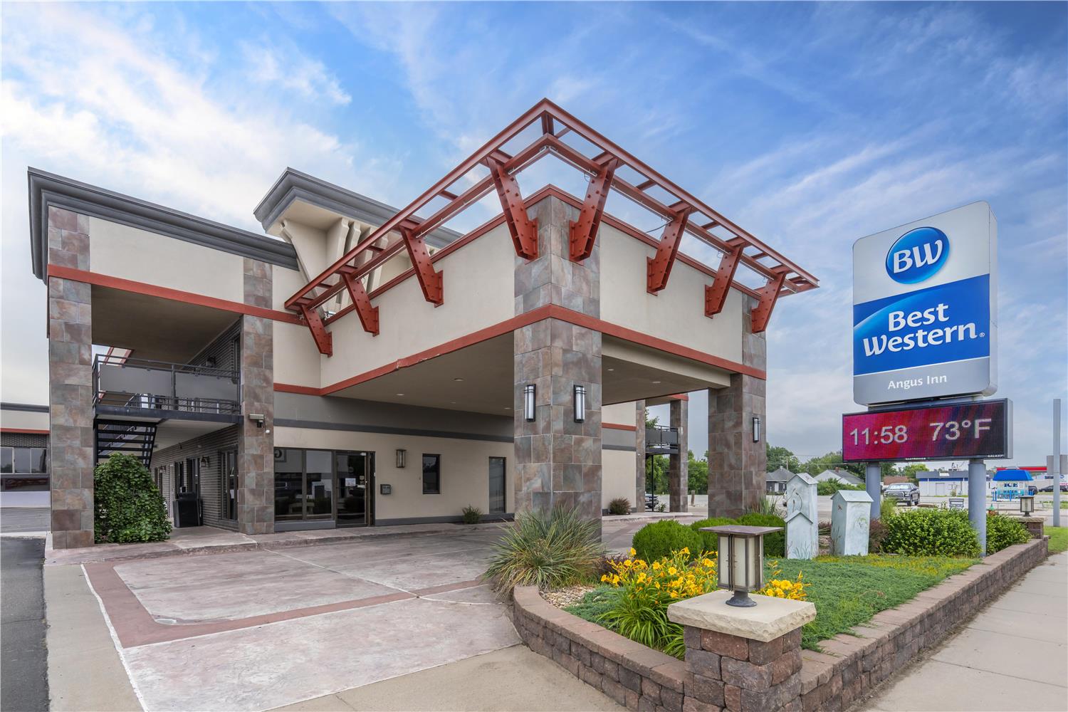 Best Western Angus Inn 4/23