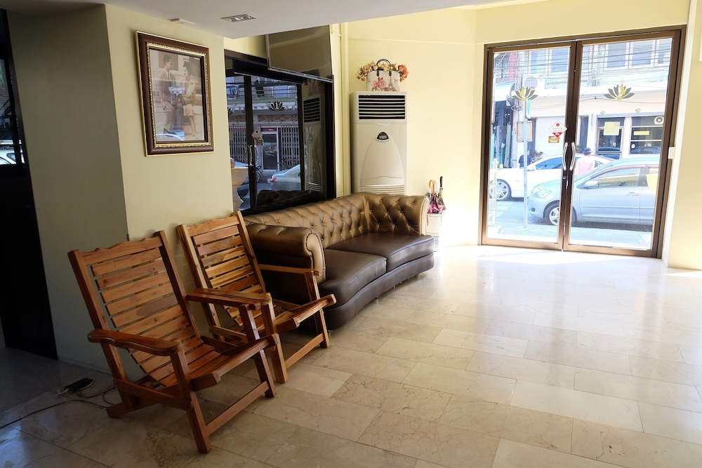 AU BON HOSTEL 43/58