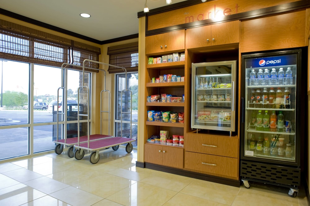 Fairfield Inn Suites Commerce 25/30