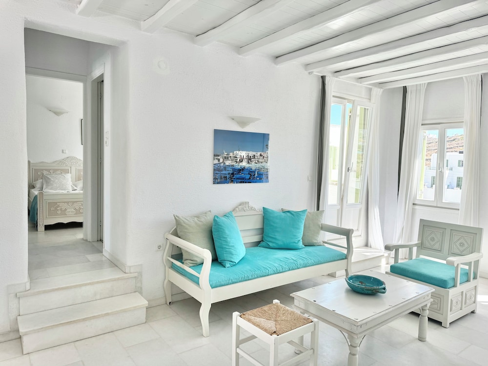 Anthos Apartments 18/50