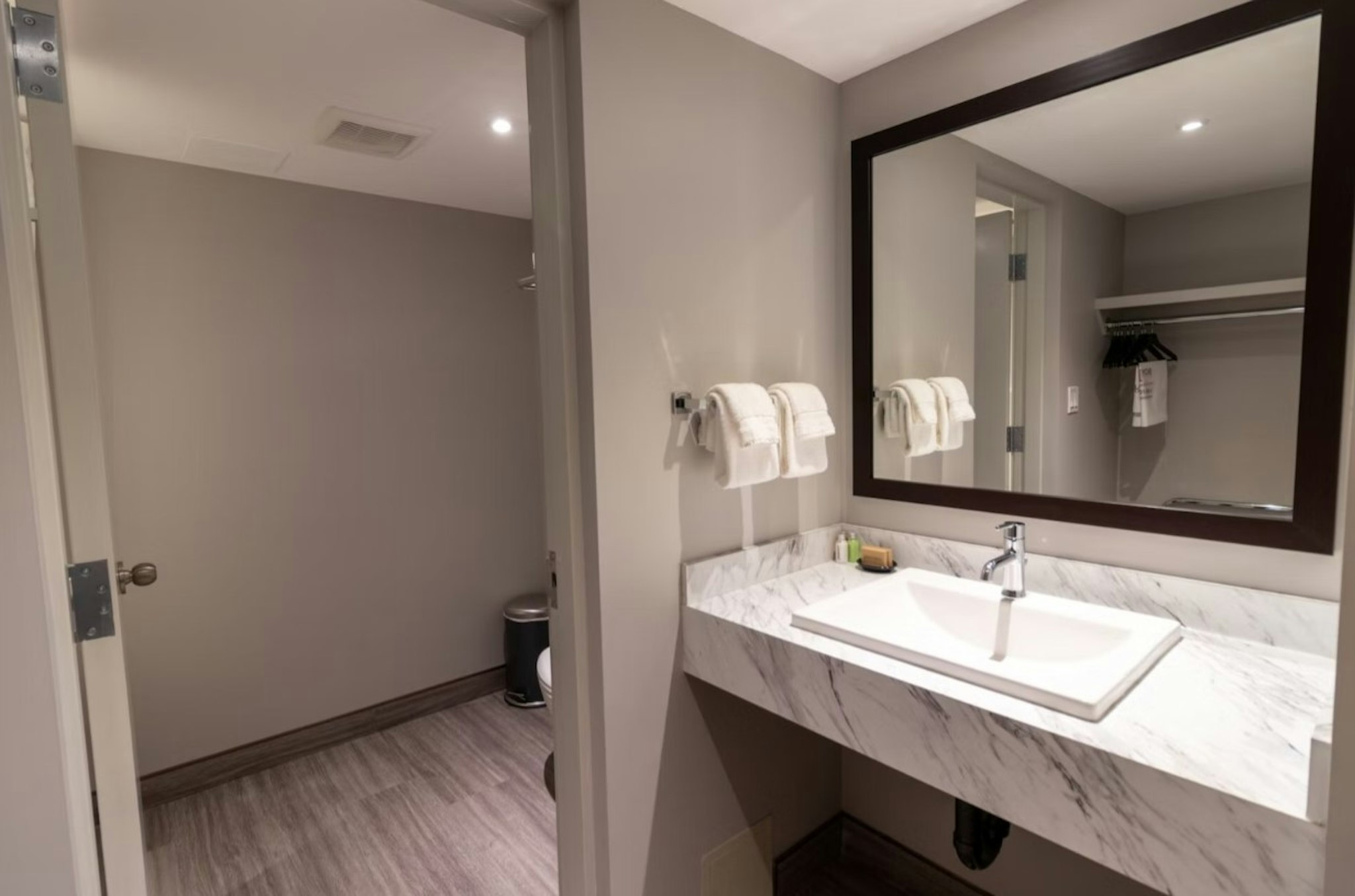 Bcm Inns Fort Mcmurray - Downtown 21/21