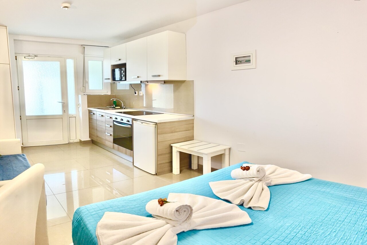 Palapart Gikas Suites And Studios 27/31