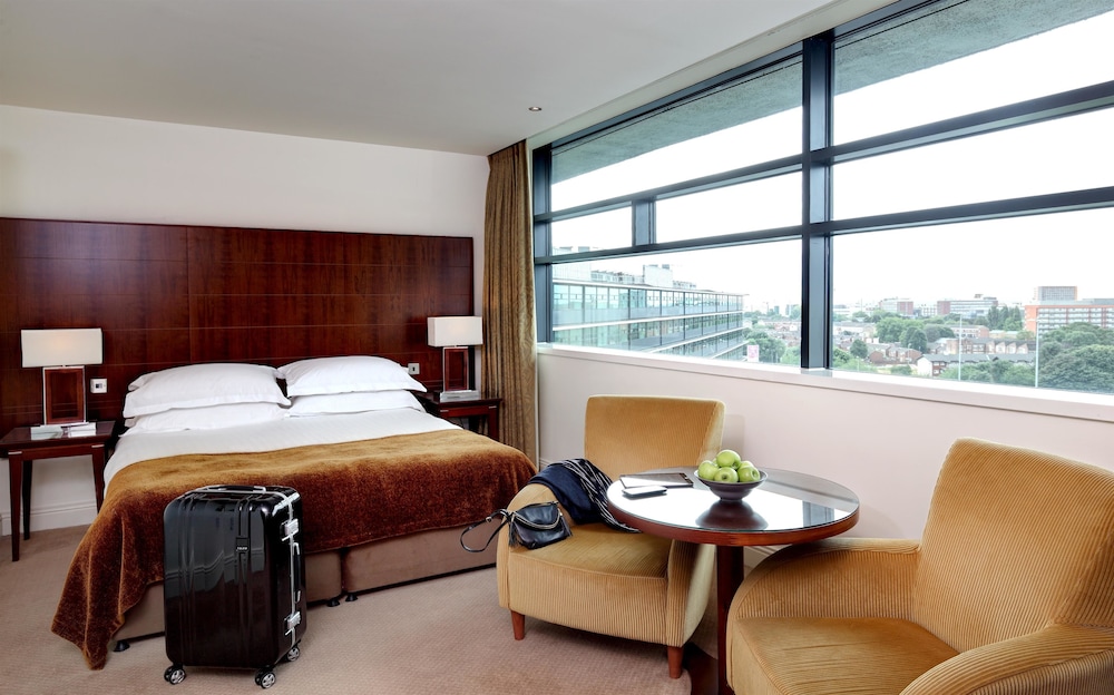 Manchester Piccadilly Hotel 32/39