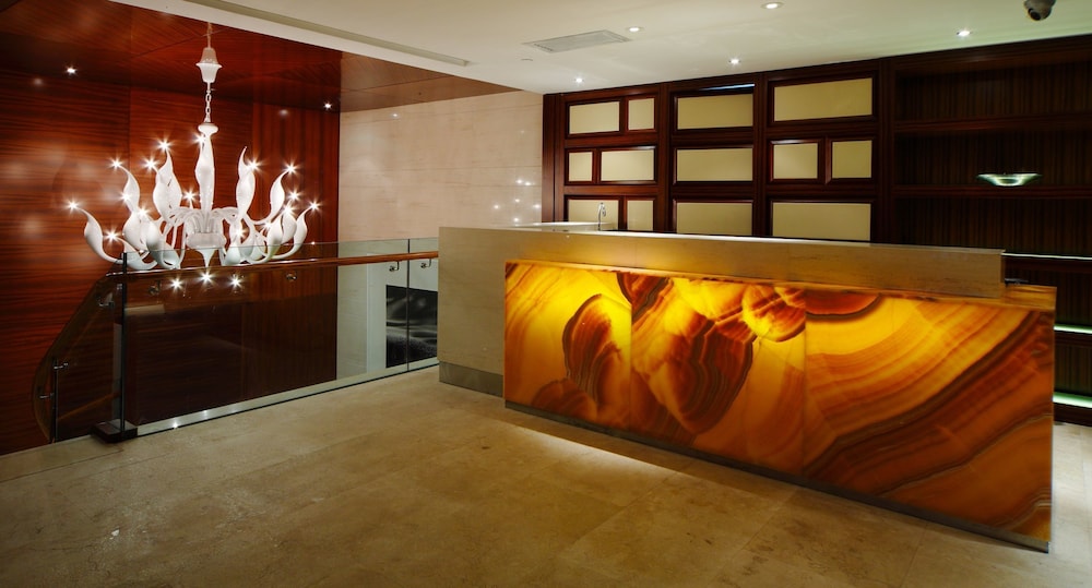 Dw Hotels 9/50