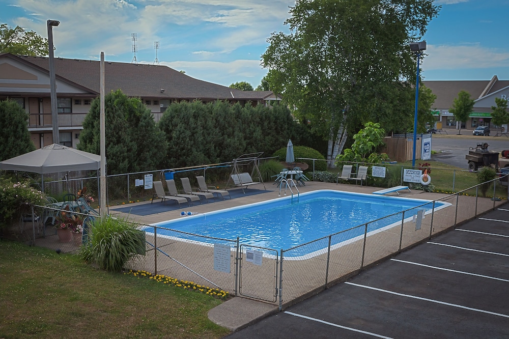 Villager Lodge 53/57