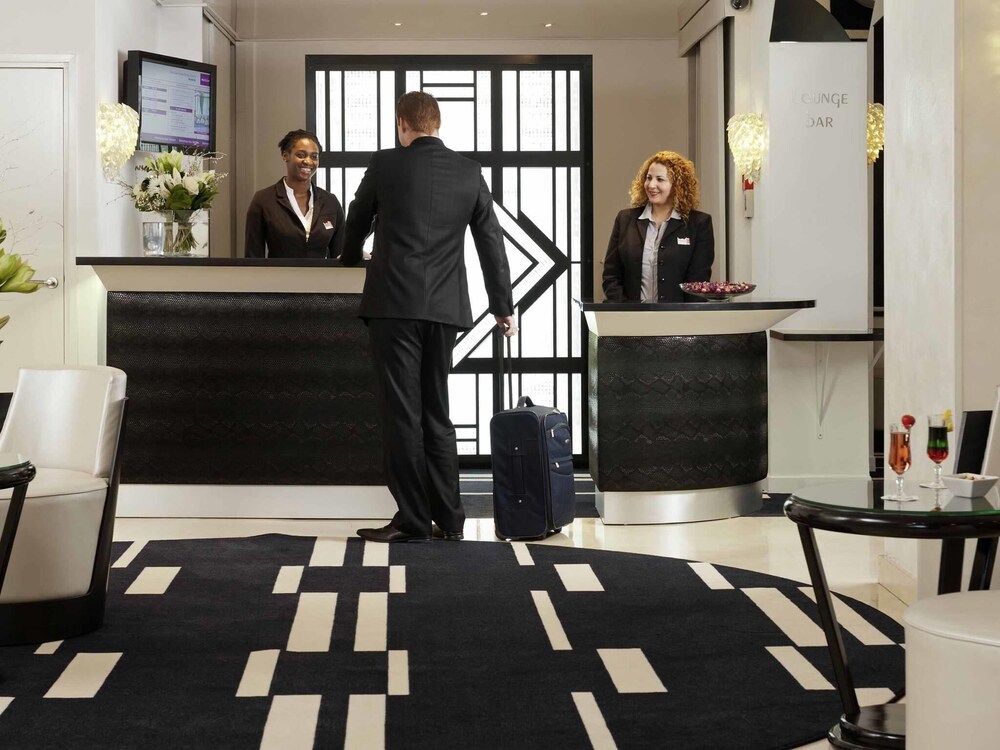 Mercure Paris Opera Faubourg Montmartre 7/71