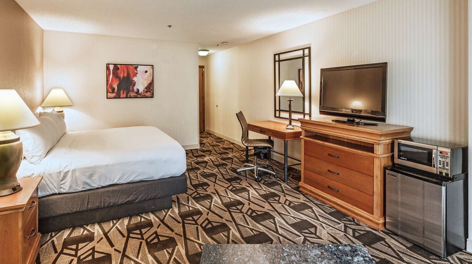 Pure, Wellness, King Bed, City View, Balcony