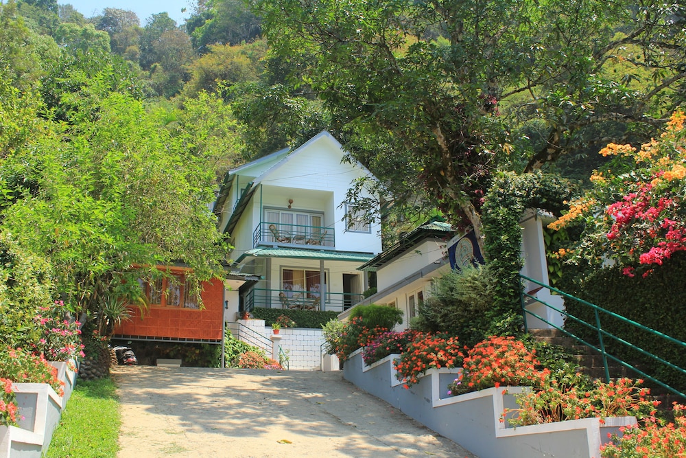 BELLA VISTA RESORT 45/48