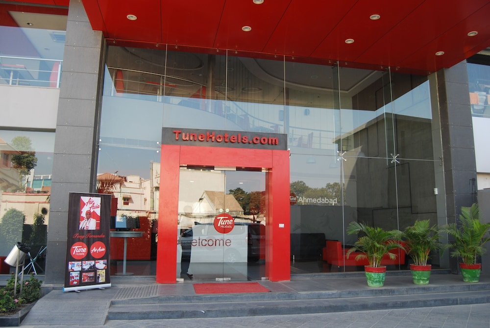 Mango Hotels Tune Ahmedabad 24/27