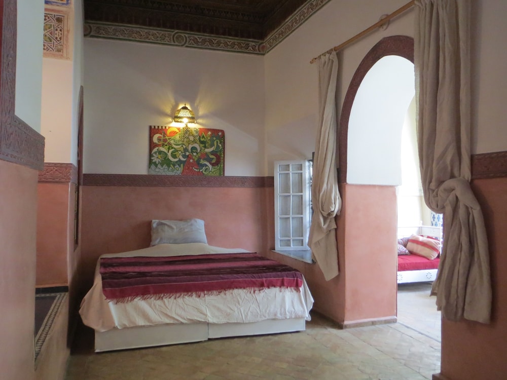 COMFORT, TRIPLE, COURTYARD VIEW