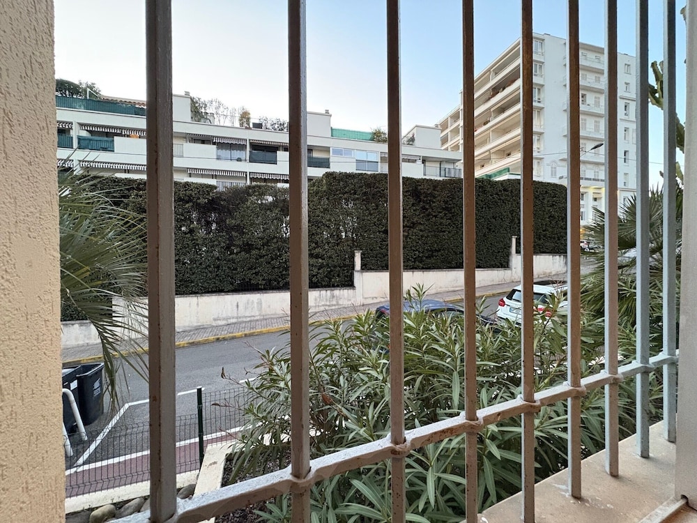 Hotel Cannes Gallia 30/63