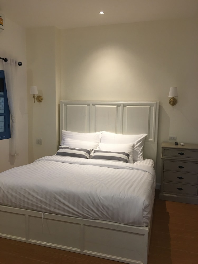 Nai Suan Bed And Breakfast 12/69